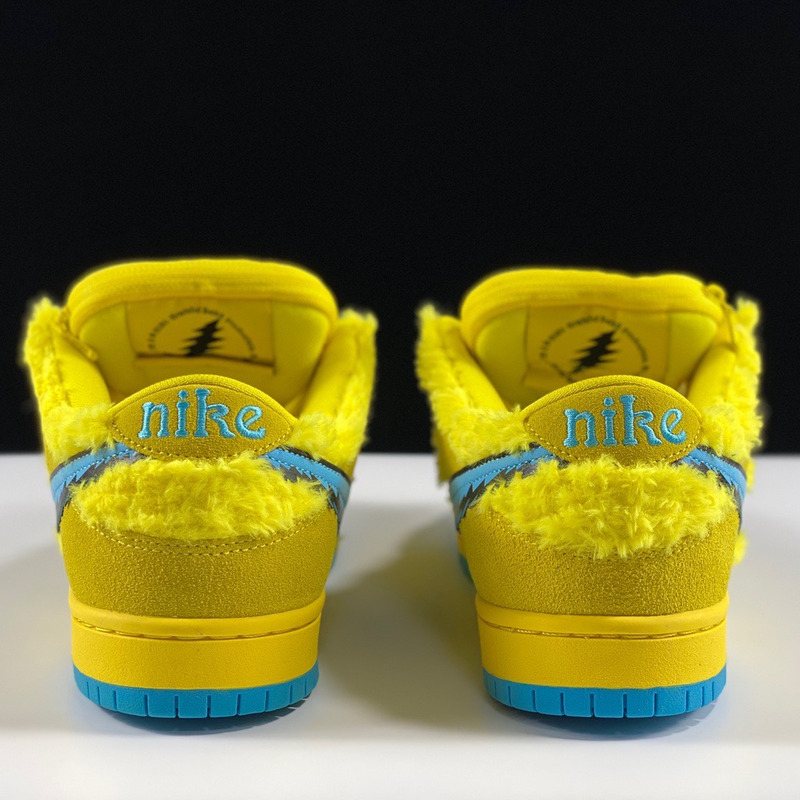 Nike Grateful Dead x Dunk Low SB \