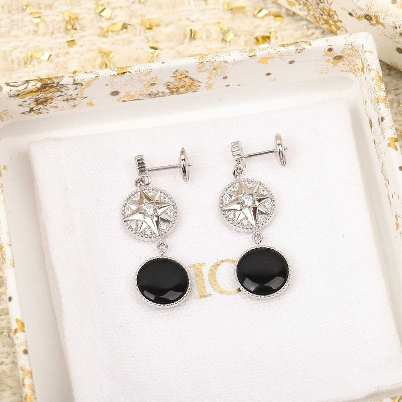 d*or rose des vents earrings 18k white gold, Di*m*nd and onyx accents