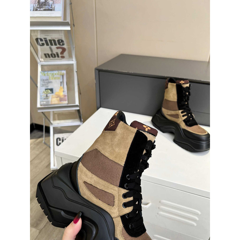 l**is V*t*n beaubourg ankle boots brown and yellow