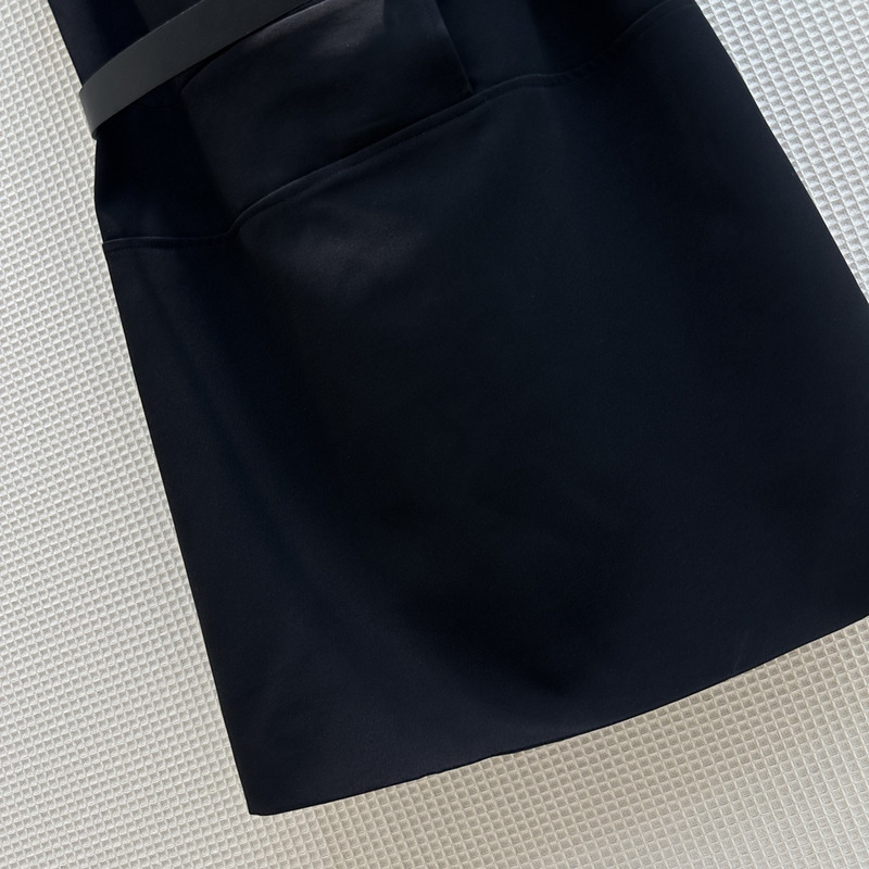 l**is V*t*n tripp nyc women dress black