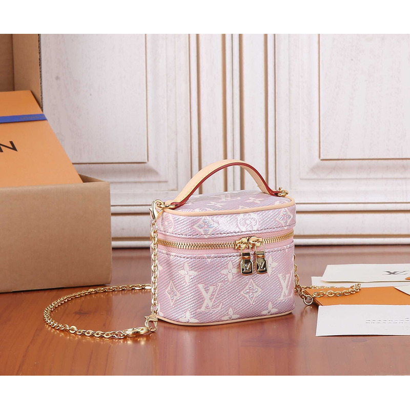 l**is V*t*n micro vanity bag wisteria