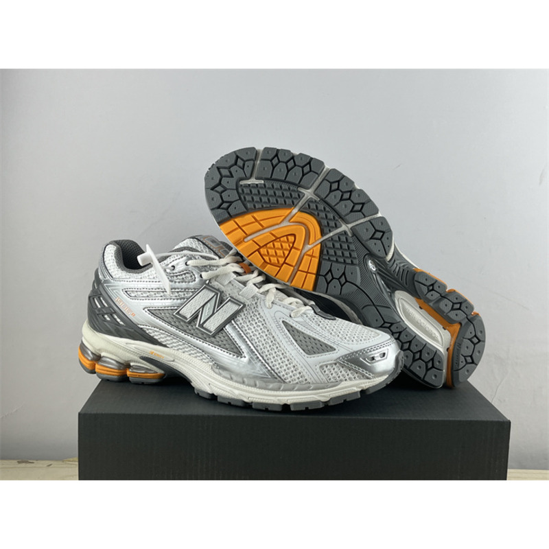 New Balance 1906R Sneakers Silver
