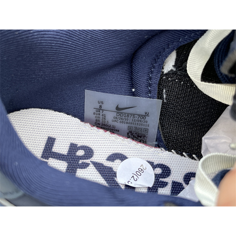 NikeSacai x VaporWaffle “Tour” Sneaker Dark Blue