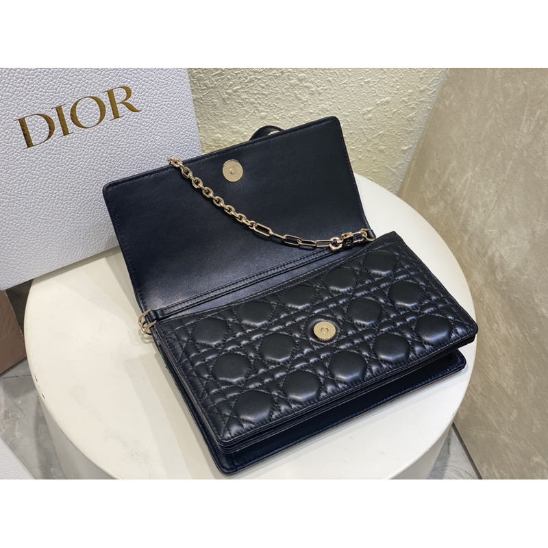 D*or miss D*or top handle handbag cannage sheepskin black
