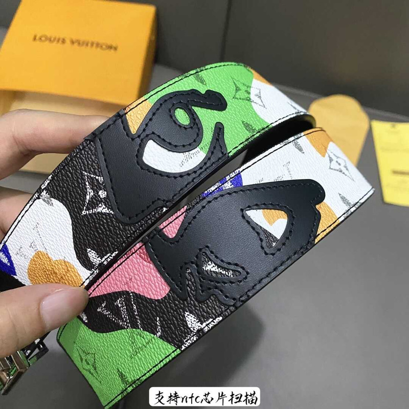 l**is V*t*n initiales 40mm reversible belt