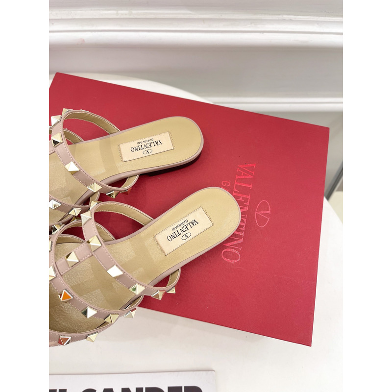 Valentino Rockstud Patent Leather Mule Nude