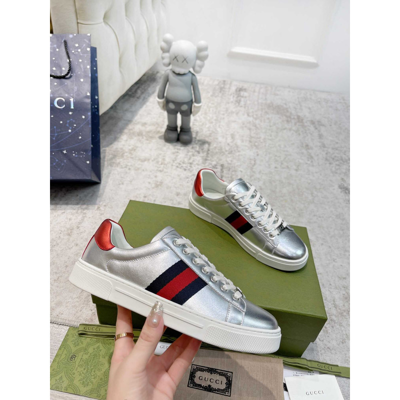 G*u*i ace sneaker with black and red web silver