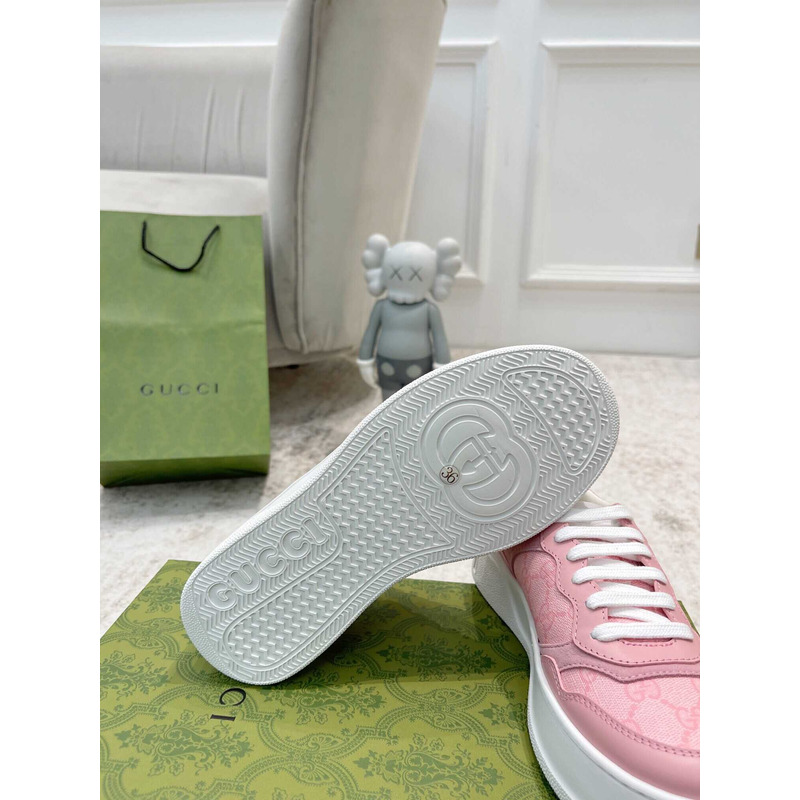 g*u*i damensneaker mit gg pink und grauer gg S*p*e-canvas