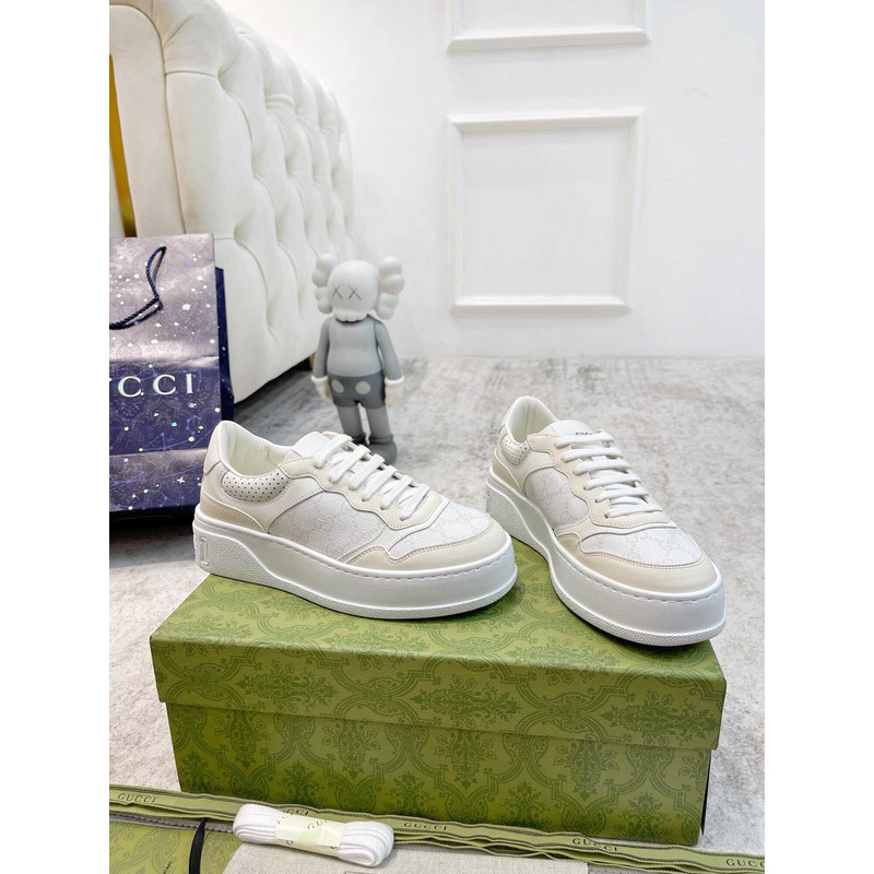 g*u*i damensneaker mit gg weißer und grauer gg S*p*e-canvas
