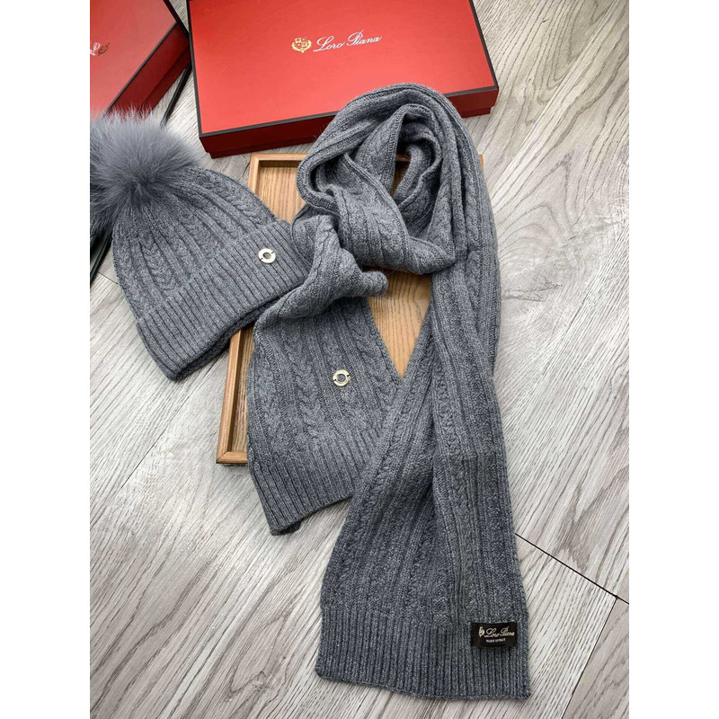Loro piana Wool Pom And Scarf Grey