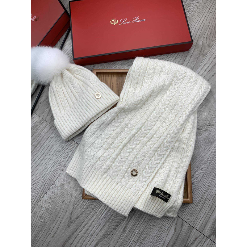 Loro piana Wool Pom And Scarf White