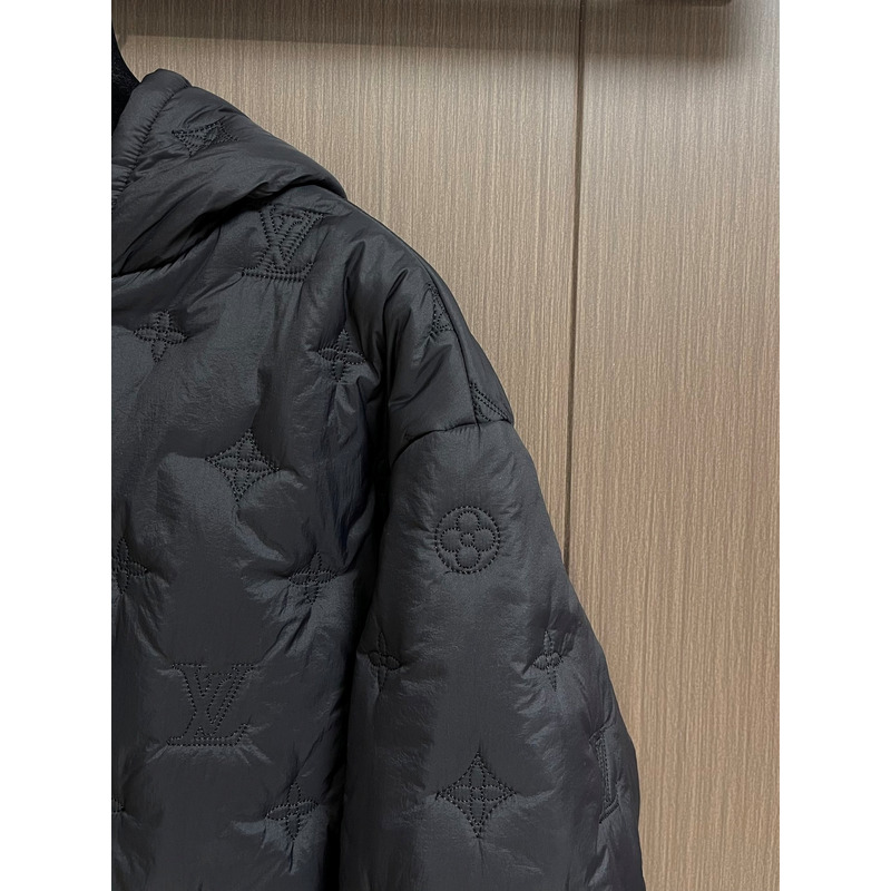 l**is V*t*n icepeak damascus jacket black