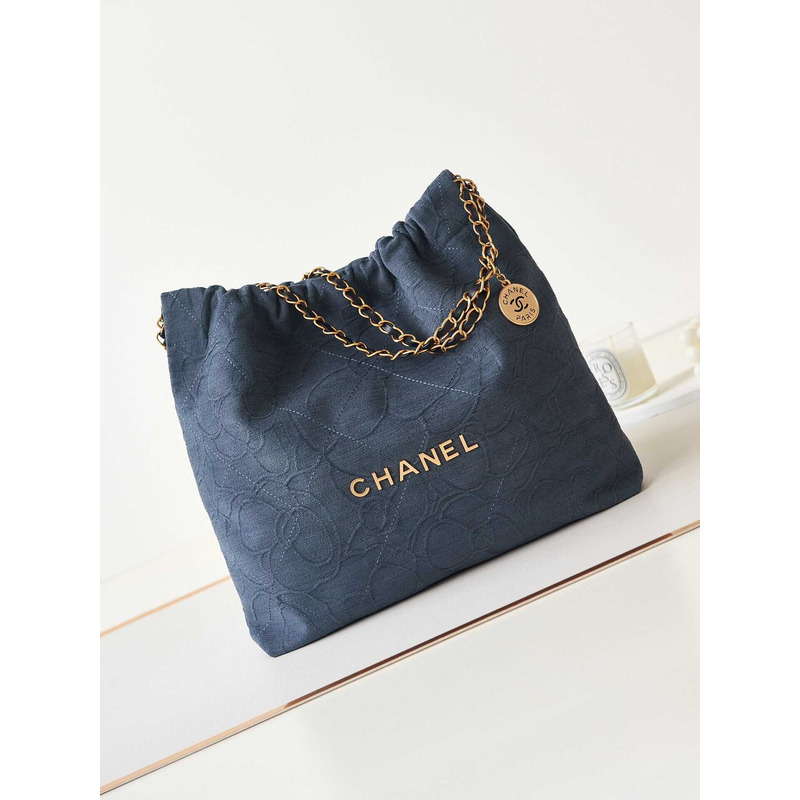 Ch*el velvet camellia quilted Ch*el 22 dark blue