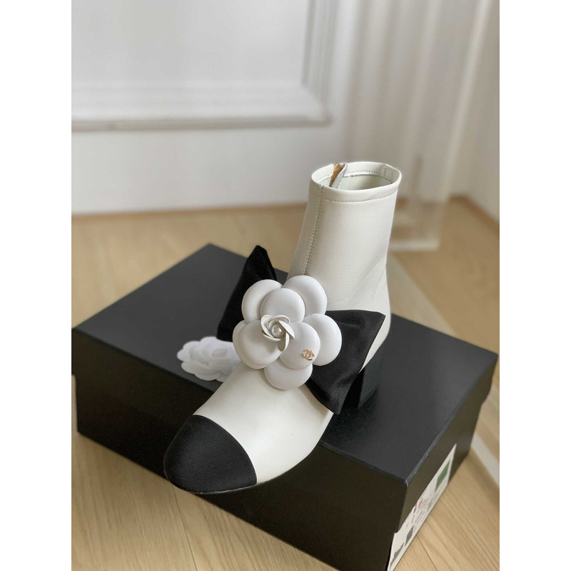 Ch*el short boots suede kidskin & grosgrain white