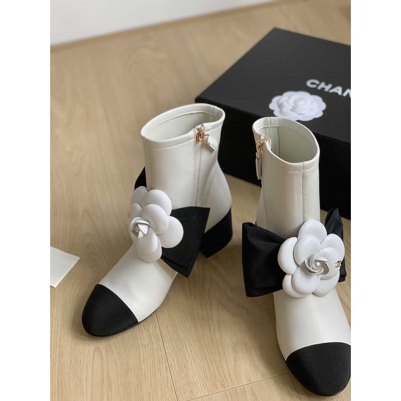 Ch*el short boots suede kidskin & grosgrain white