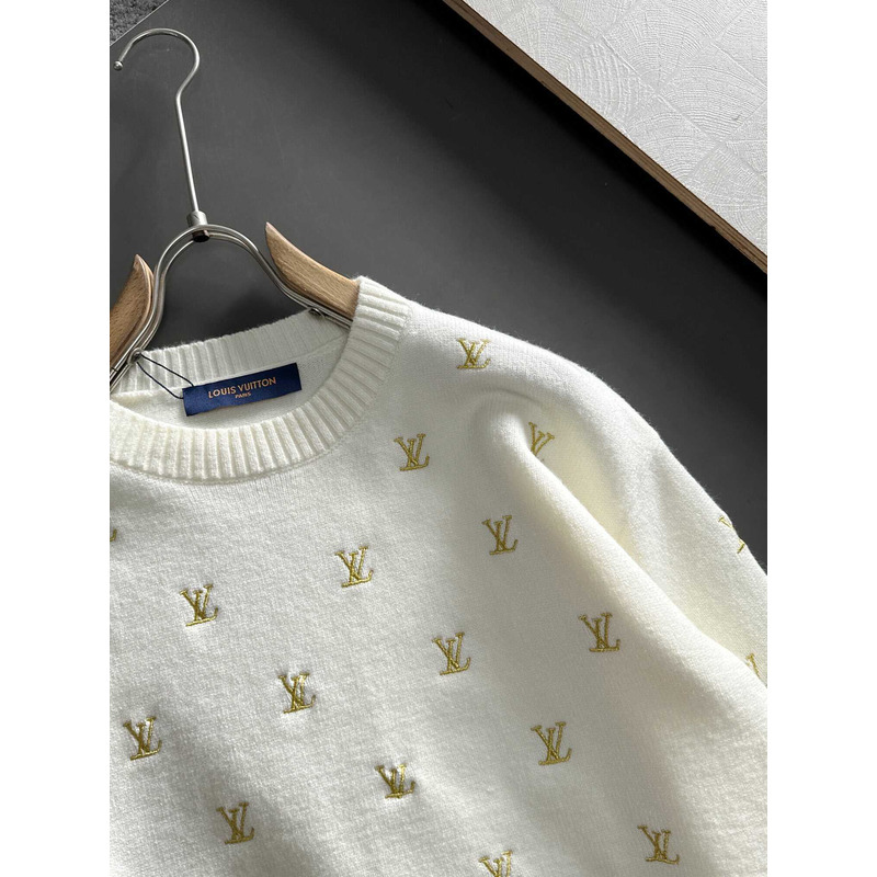 l**is V*t*n jacquard sweater white