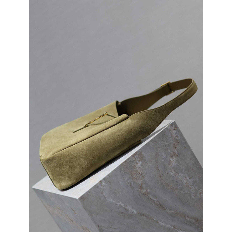 saint laurent le 5 À 7 S*pple small in suede khaki green