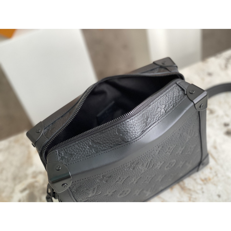l**is V*t*n soft trunk bag m55700