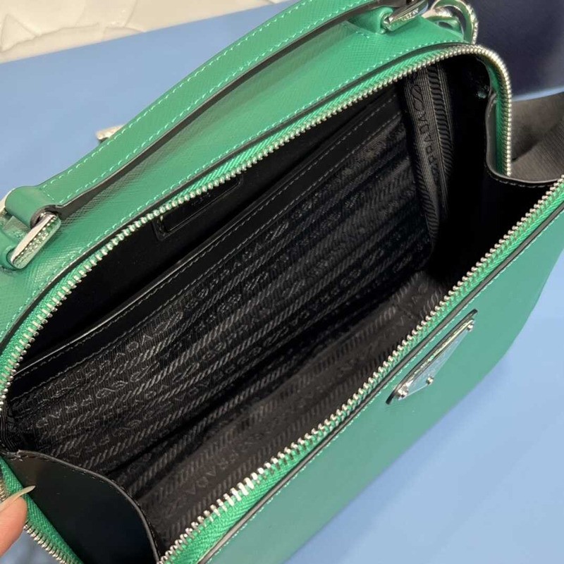 Pra*a medium brique saffiano leather bag mango
