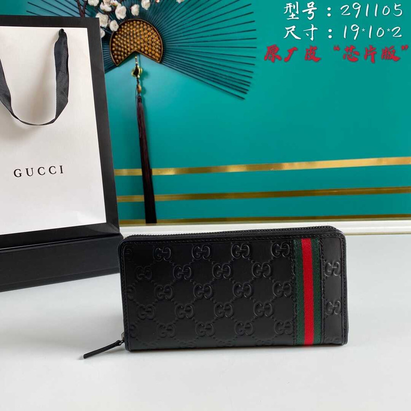 g*u*i gg S*p*e canvas black