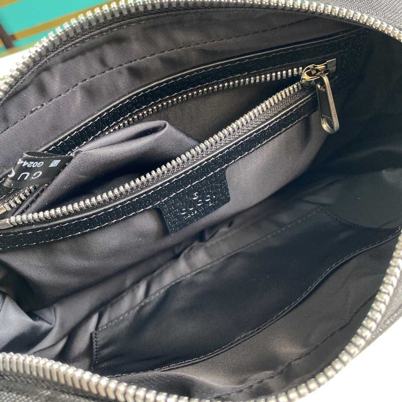 G*u*i off the grid gg belt bag black