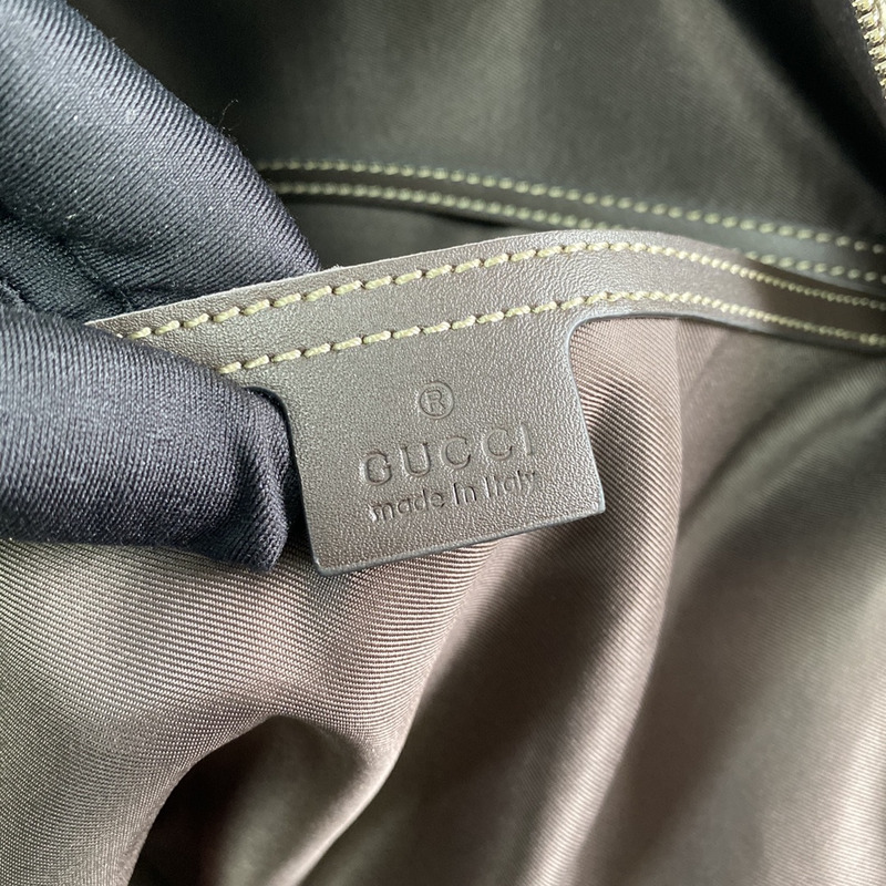 G*u*i monogram tote bag beige