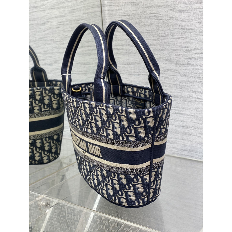 D*or oblique hat basket bag dark blue