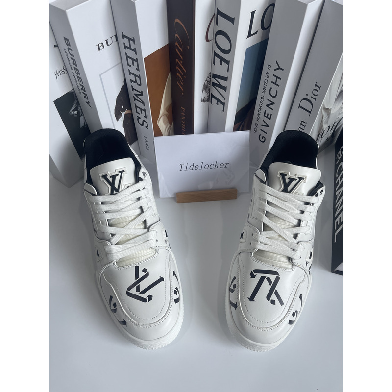 l**is V*t*n lv trainer with logo white
