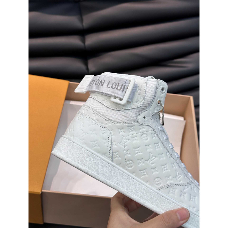 l**is V*t*n rivoli sneaker boot white