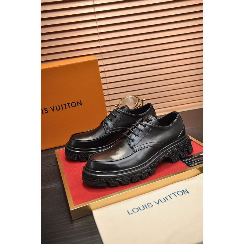 l**is V*t*n baroque derby black