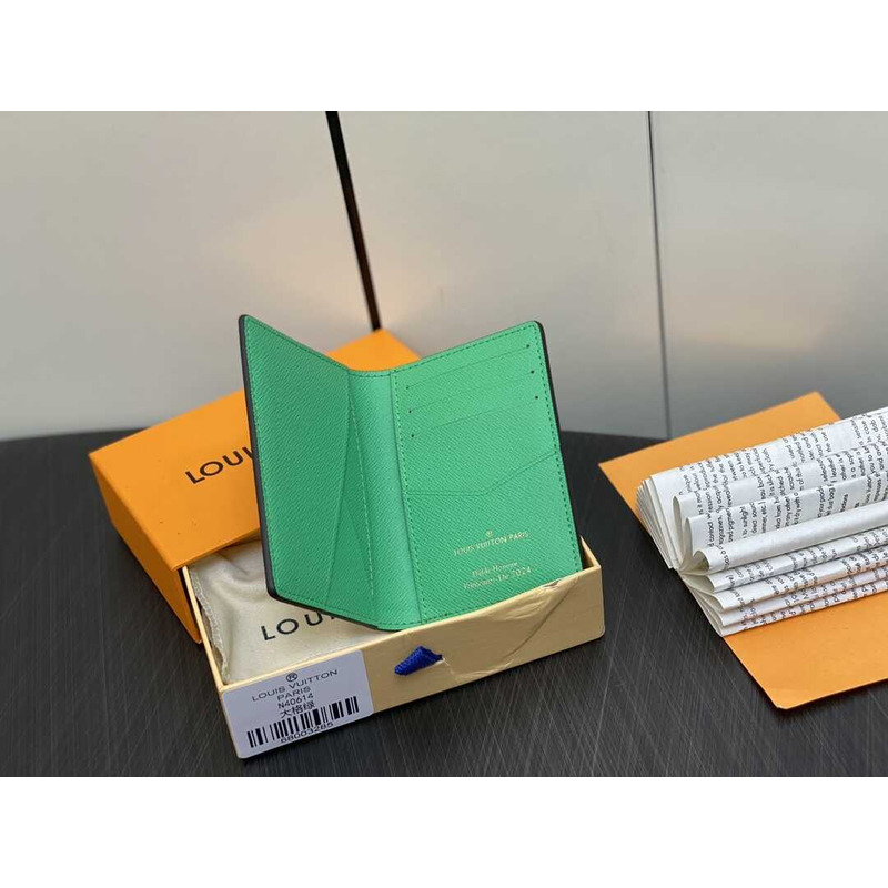 l**is V*t*n pocket organizer damier green