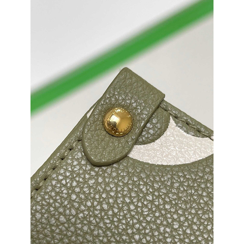 l**is V*t*n onthego pm khaki green