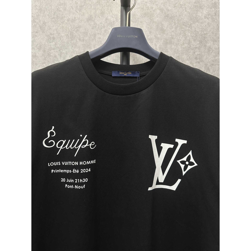 l**is V*t*n logo printed t-shirt black