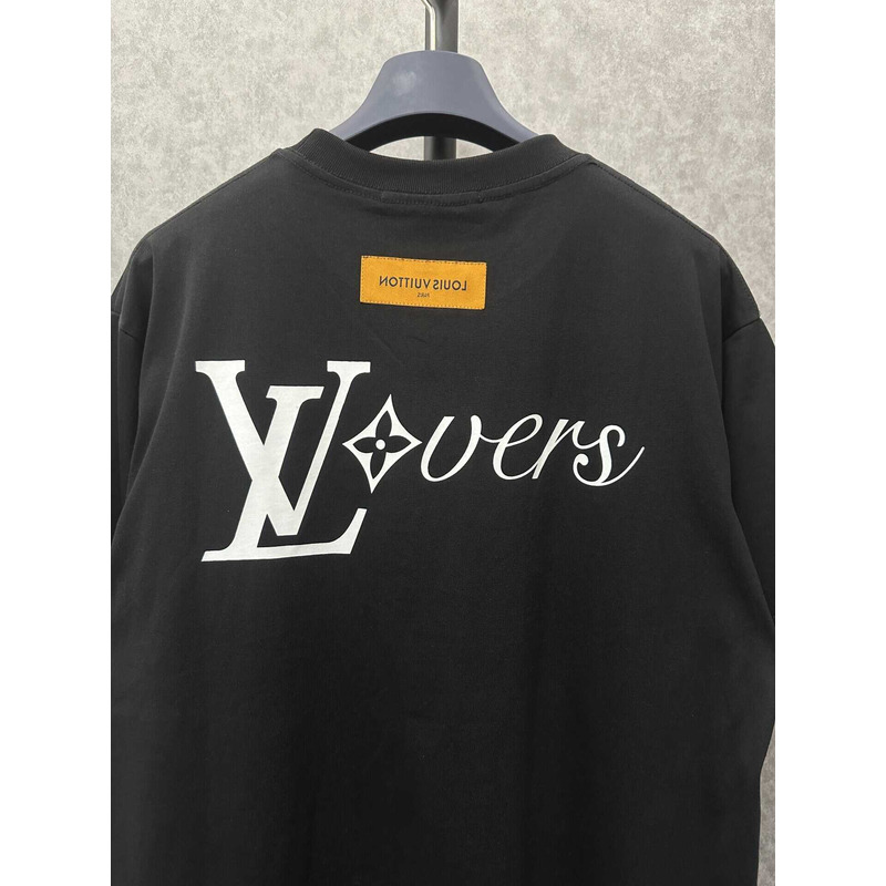 l**is V*t*n logo printed t-shirt black