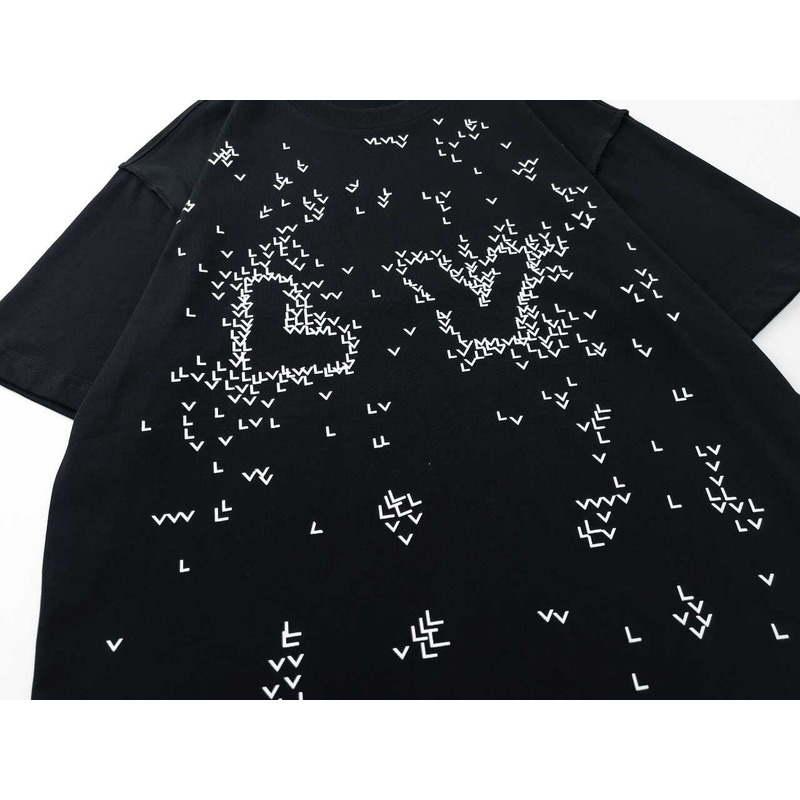 l**is V*t*n lv spread embroidery t-shirt black