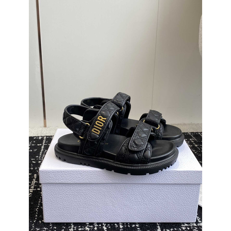 D*or D*oract sandals black sheepskin