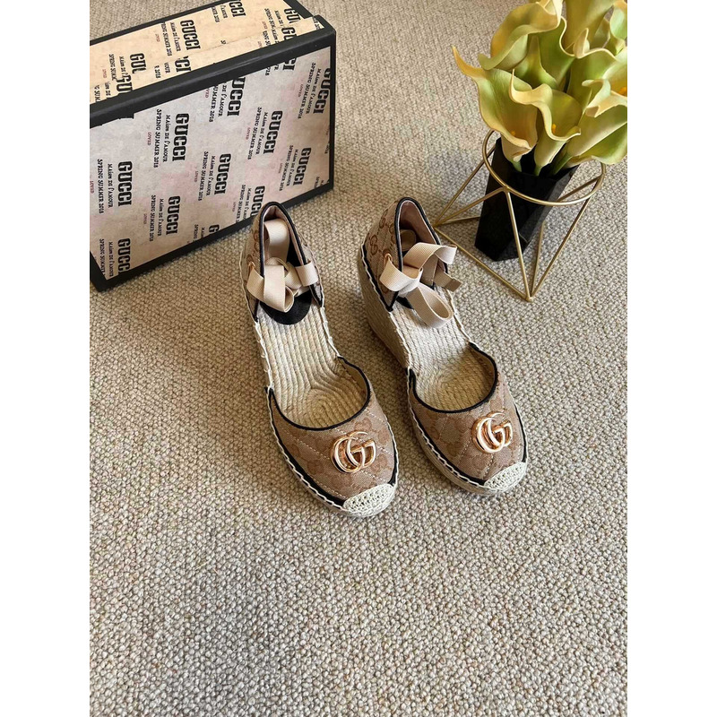 G*u*i gg logo espadrilles heels