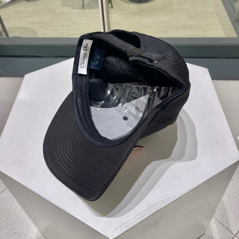 D*or logo baseball cap in black