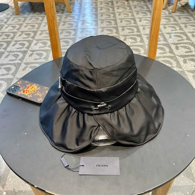 Pra*a wide brim sun visor hat in black