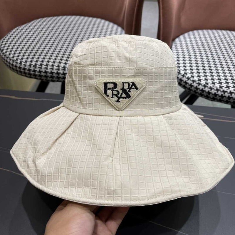 Pra*a wide bucket hat cream