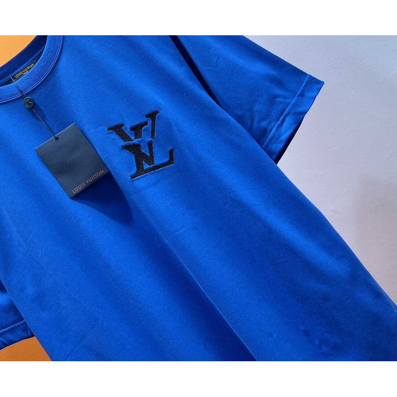 l**is V*t*n logo t shirt blue