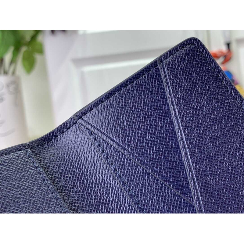 l**is V*t*n brazza wallet in muti color