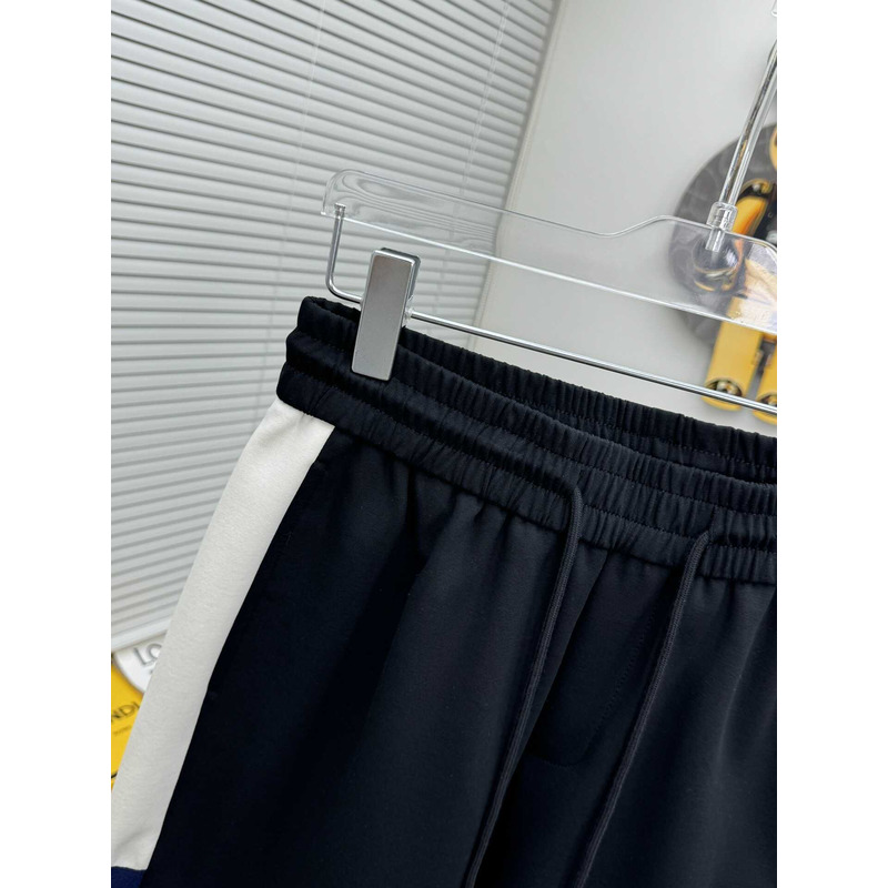 G*u*i cotton shorts in black