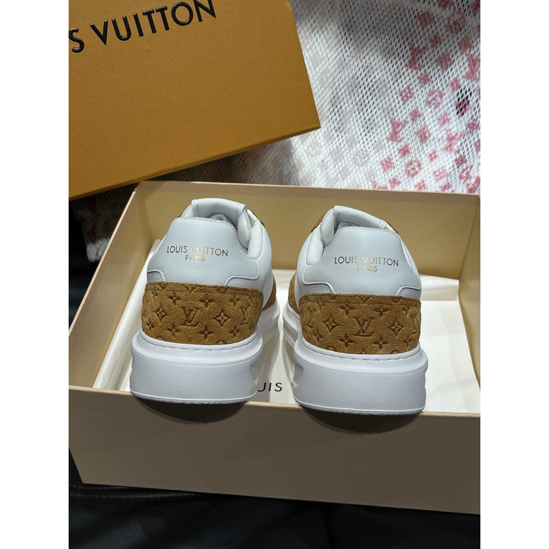 l**is V*t*n beverly hills sneaker
