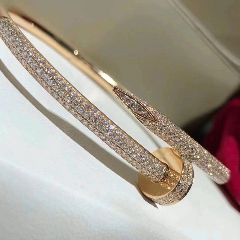 cartier nail bracele Di*m*nd gold