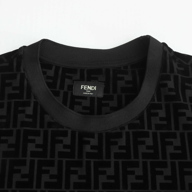F**di logo flocked t-shirt - black mens