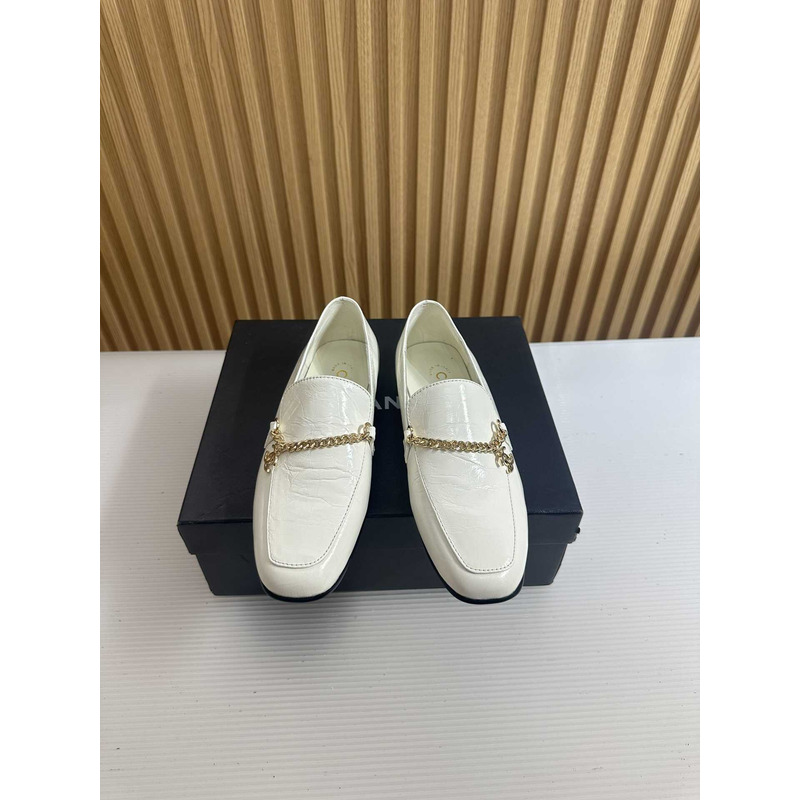 Ch*el moccasins calfskin & metal white