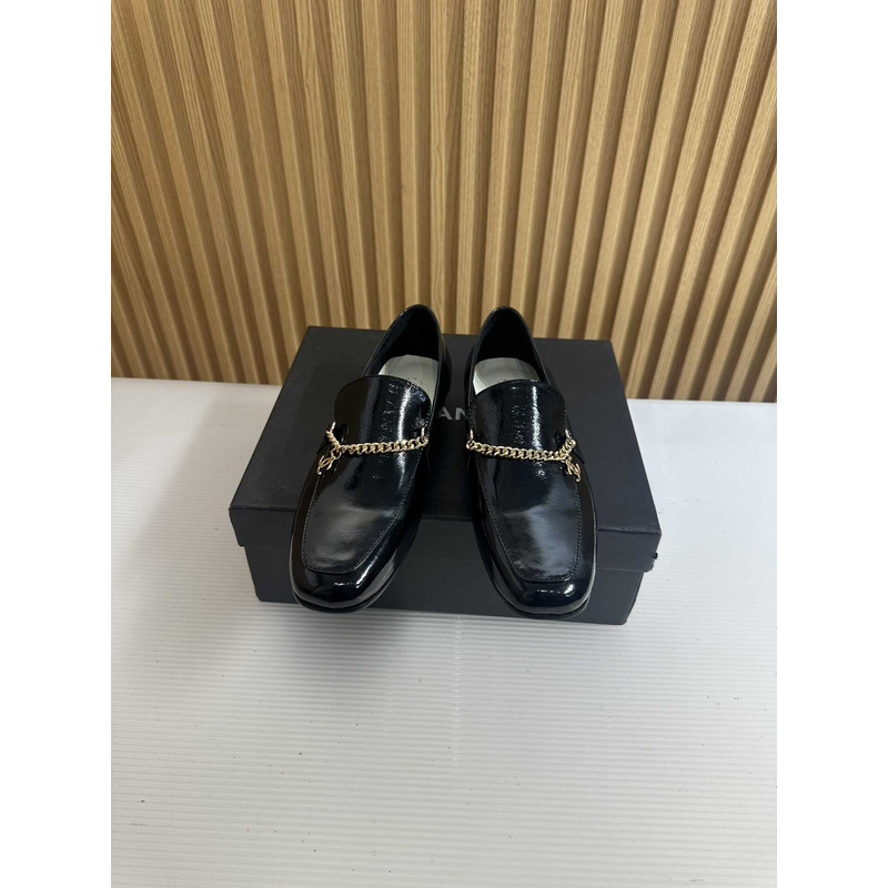 Ch*el moccasins calfskin & metal black