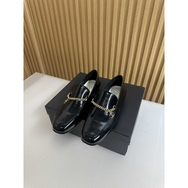 Ch*el moccasins calfskin & metal black