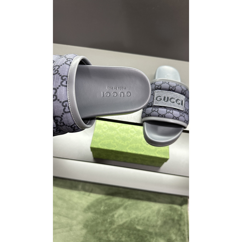 G*u*i gg slide sandal grey